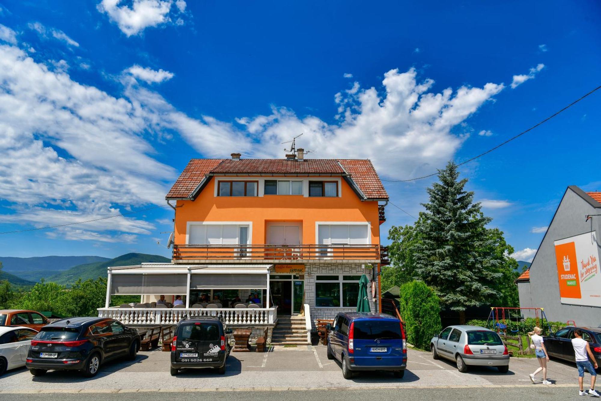 Accommodation "Old Town Dreznik" غاكوفيتسا المظهر الخارجي الصورة